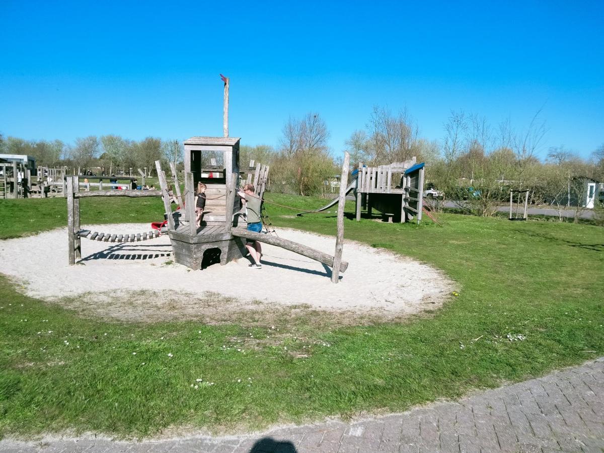 Bj Chalets - Robbengat 68 - Gezellige Chalet Op Vakantiepark Lauwersoog! Vroege Incheck! Esterno foto